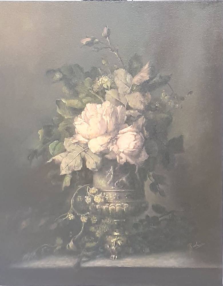 Poza Trandafiri albi si flori de hamei