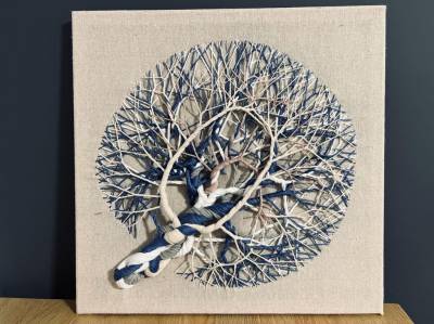 Sculptură din sfori,franghii,ate rasuci