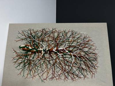 Sculptură din sfori,franghii,ate rasuci